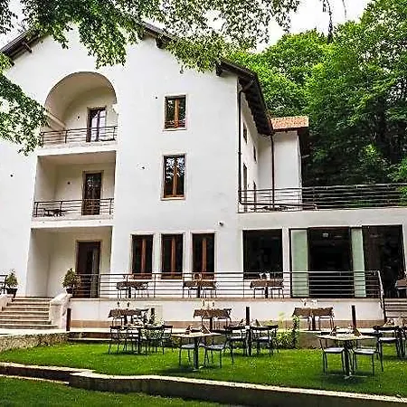 Elda Szálloda 5*